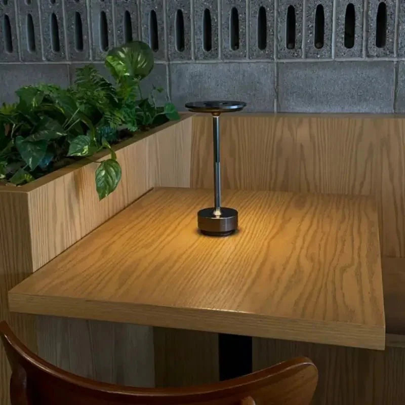 Luminária de Mesa LED Sem Fio 3 Tons de Luz